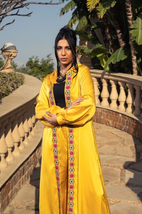 Luxurious hooded two-piece set in pure satin silk. Effortless style and unparalleled comfort